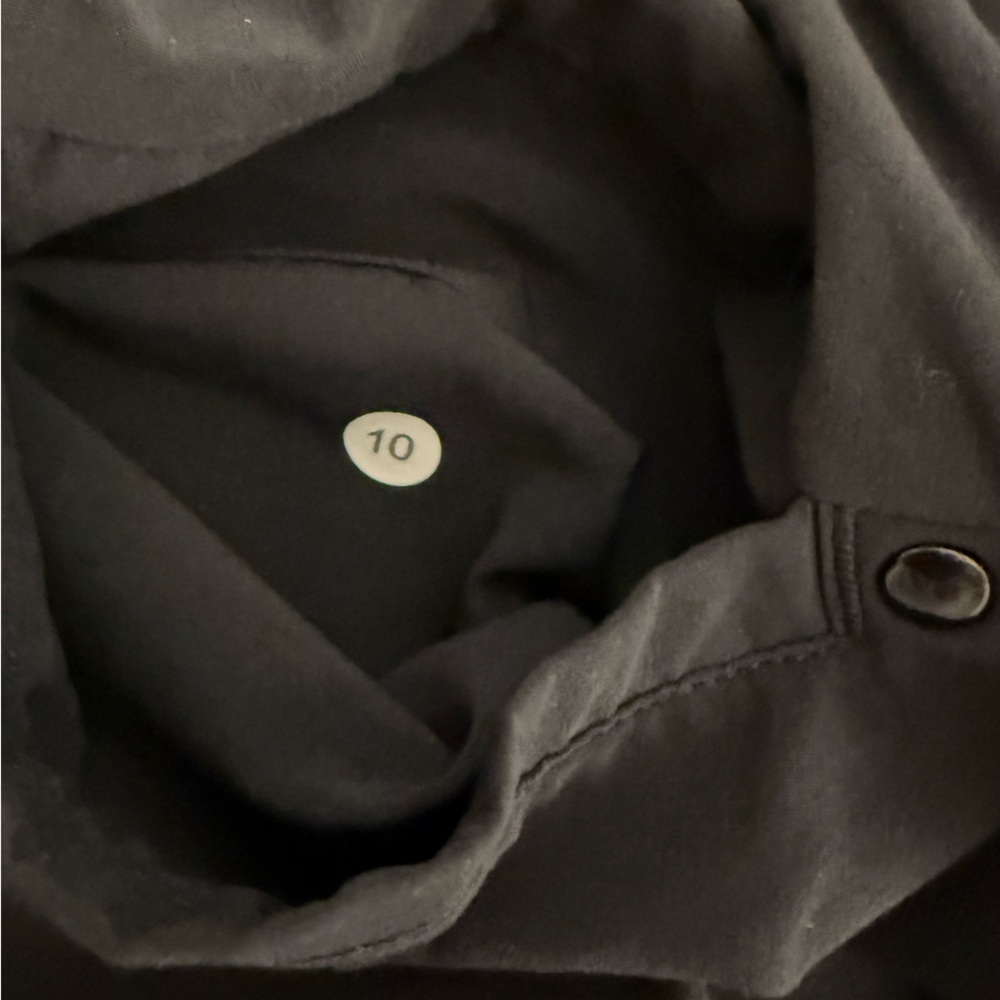 Lululemon Black Shorts - Picture 4 of 6
